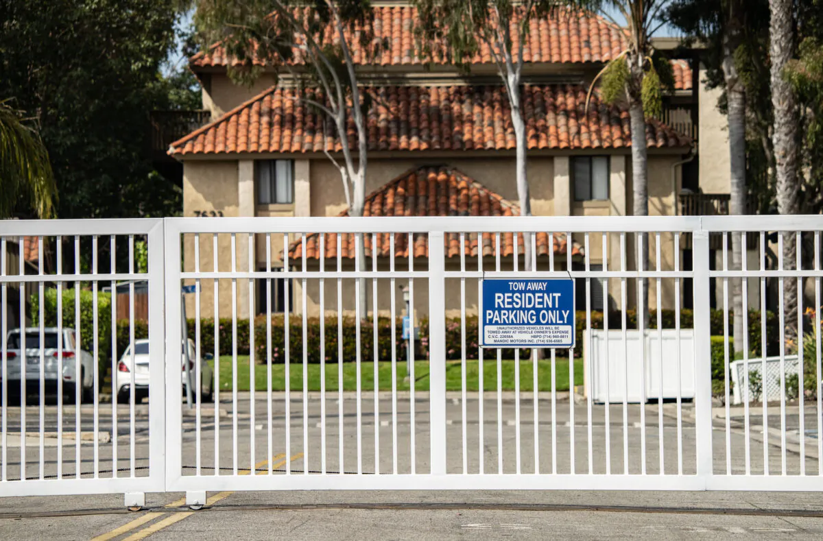 Housing units in a gated community in a file photo. (John Fredricks/The Epoch Times)