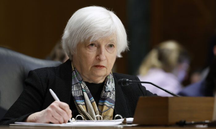US 'Has to Default' on Something If Debt Ceiling Isn't Raised Before Deadline: Yellen