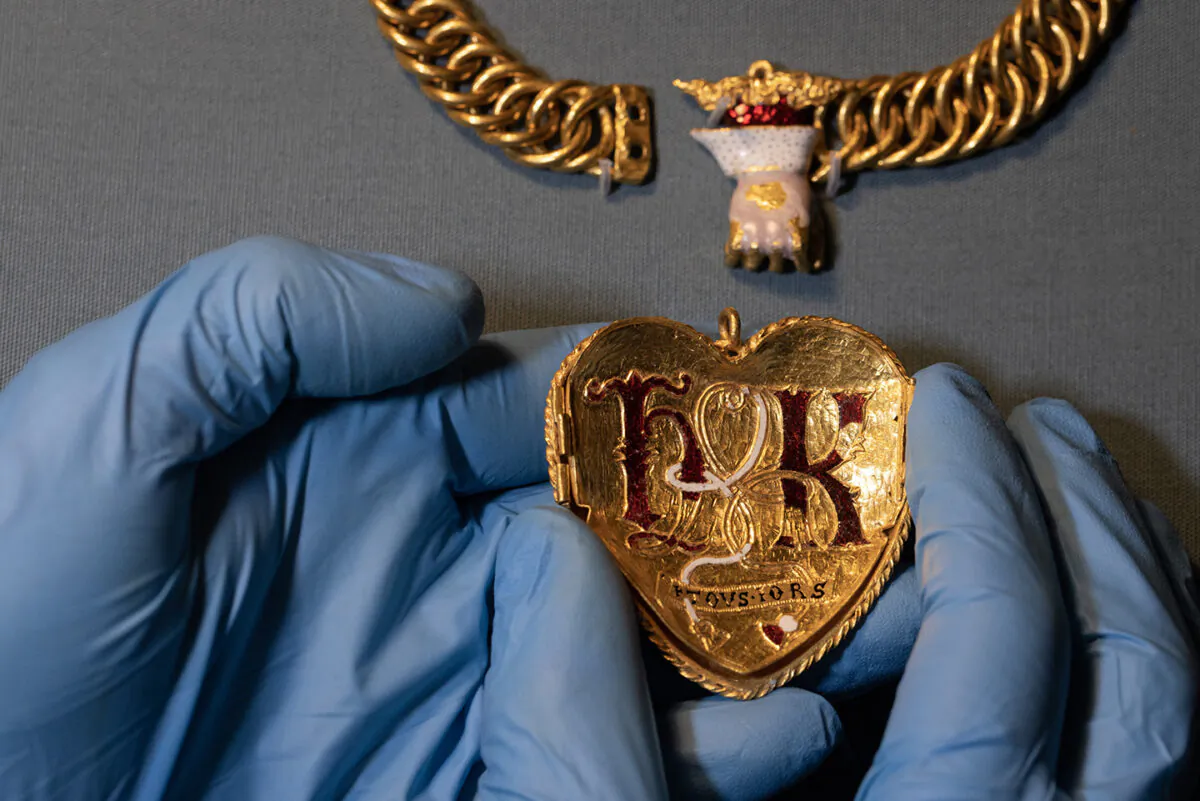 A Tudor pendant, associated with Henry VIII and his first wife, Catherine of Aragon, found by a metal detectorist in Warwickshire, England. (Dan Kitwood/Getty Images)