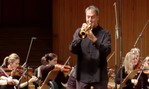 (HD) J. Haydn: Concerto for trumpet and orchestra in E flat major (Hob.VIIe:1)