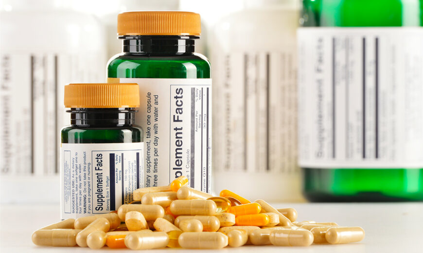 Dietary supplement capsules （Shutterstock)