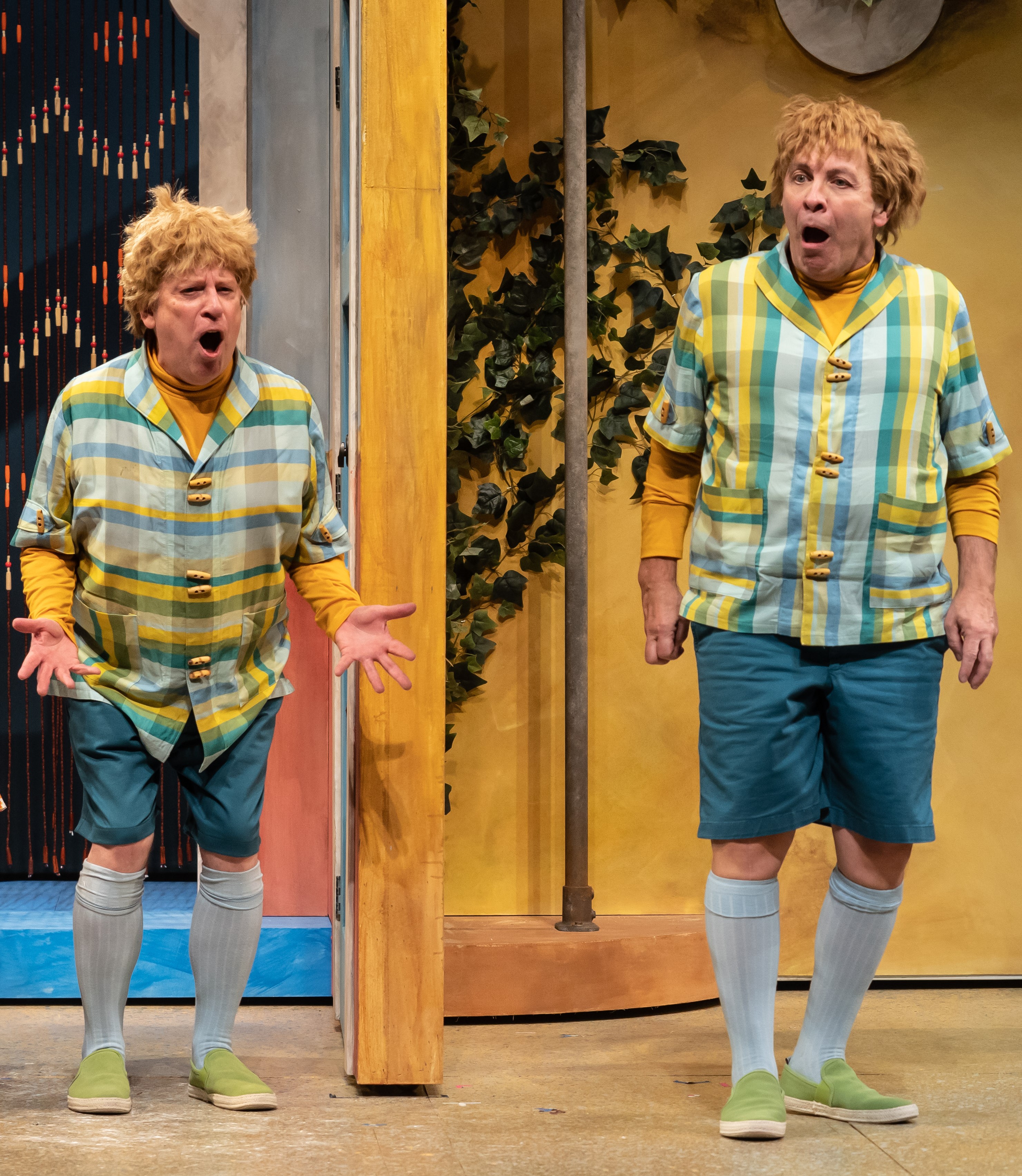 Theater Review: 'The Comedy of Errors': Artistic Director Gaines Retires With a Laugh - Vimarsana News