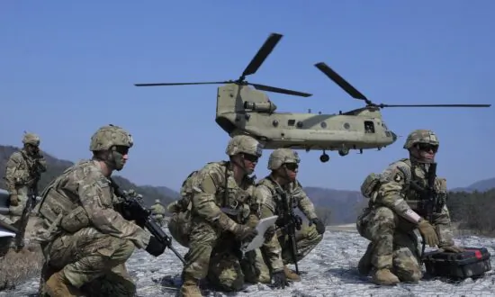 Army Aviators Surprised to Learn They May Owe 3 More Years of Service