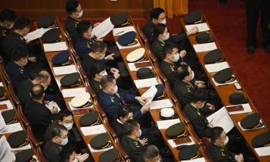 Beijing Increases Military Spending, Escalating China-US Tensions: Experts