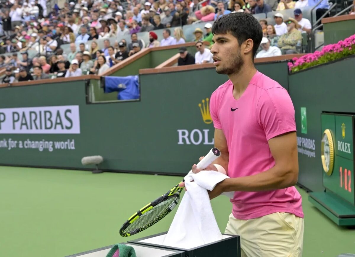 NextImg:Carlos Alcaraz Blows Past Daniil Medvedev for Indian Wells Title, No. 1 Ranking