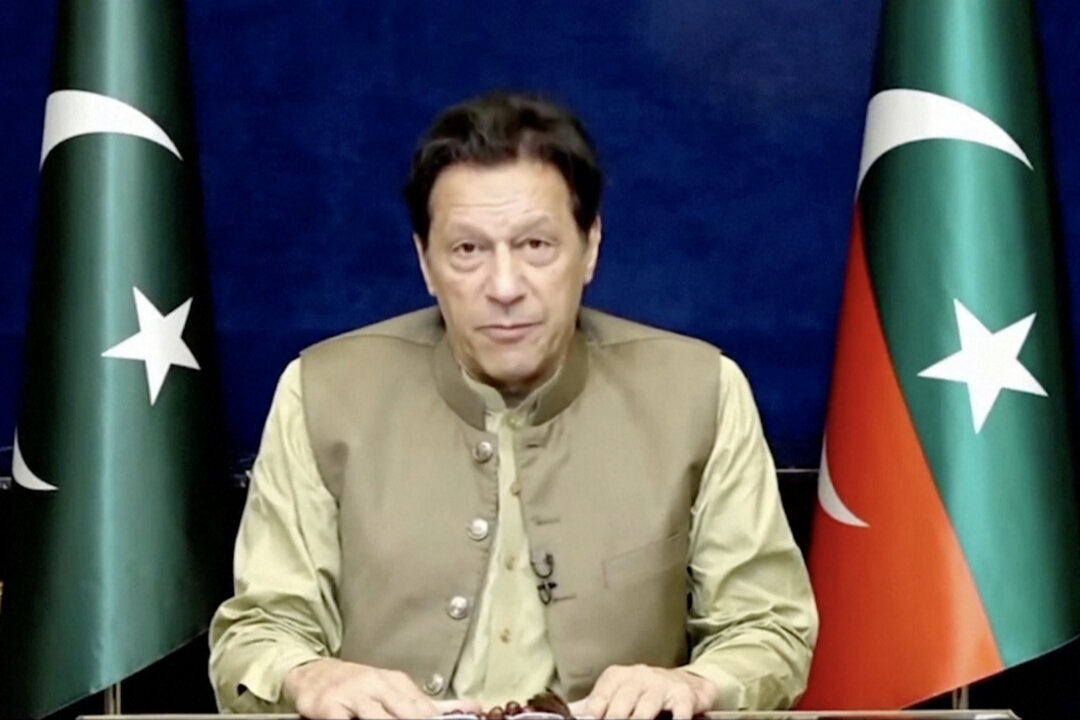 Pakistan R Khan Pakistani Police File Terrorism Charges Against Former Prime Minister ...