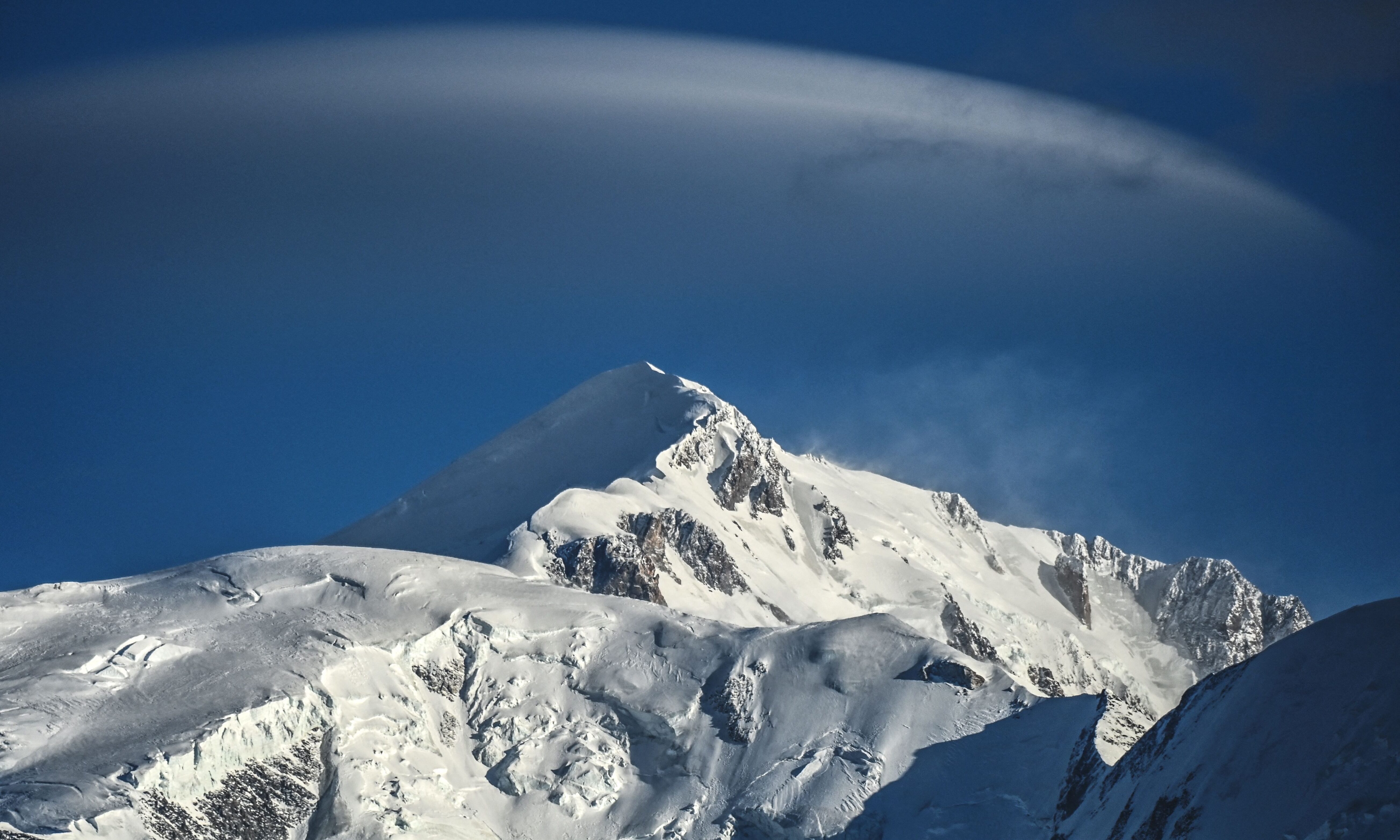 Avalanche: 2nd Body Found of Swedish Skiers Near Mont Blanc - Vimarsana News