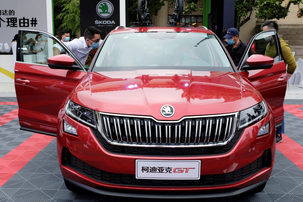NextImg:Volkswagen's Skoda Would Cut 3,000 Jobs If 'Euro 7' Implemented in Current Form