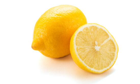 Pucker Up With a Zesty Lemon Bar