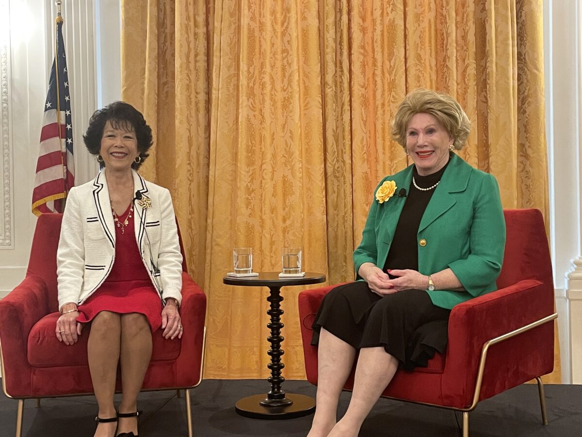 NextImg:Pat Nixon Comes Back to Life at Nixon Library