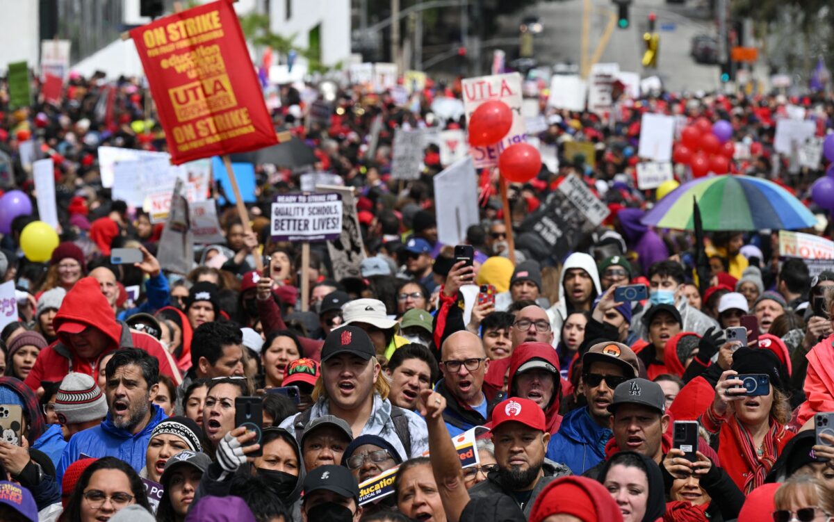 NextImg:LAUSD Strike Demonstrates Massive Union Power