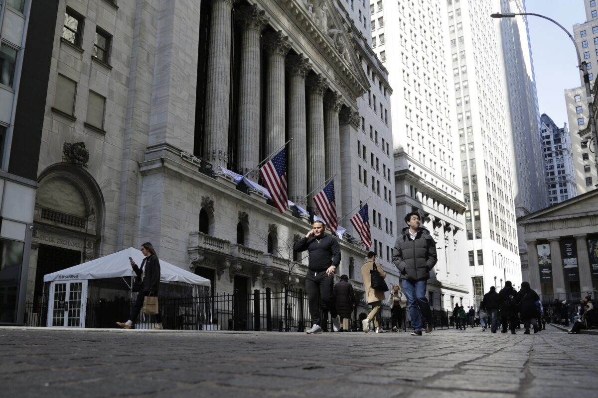 Stock Market Today: Stocks Rise and Bond Yields Jump After the Latest Signs of a Resilient Economy