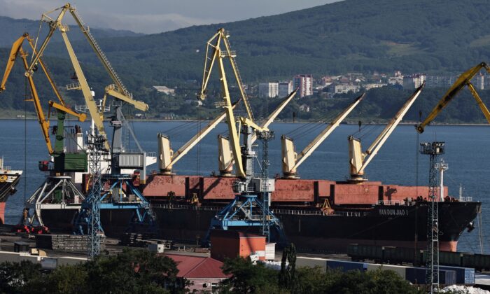 Yan Dun Jiao 1 bulk carrier in the Vostochny container port in the shore of Nakhodka Bay near the port city of Nakhodka, Russia, on Aug. 12, 2022. (Tatiana Meel/Reuters)