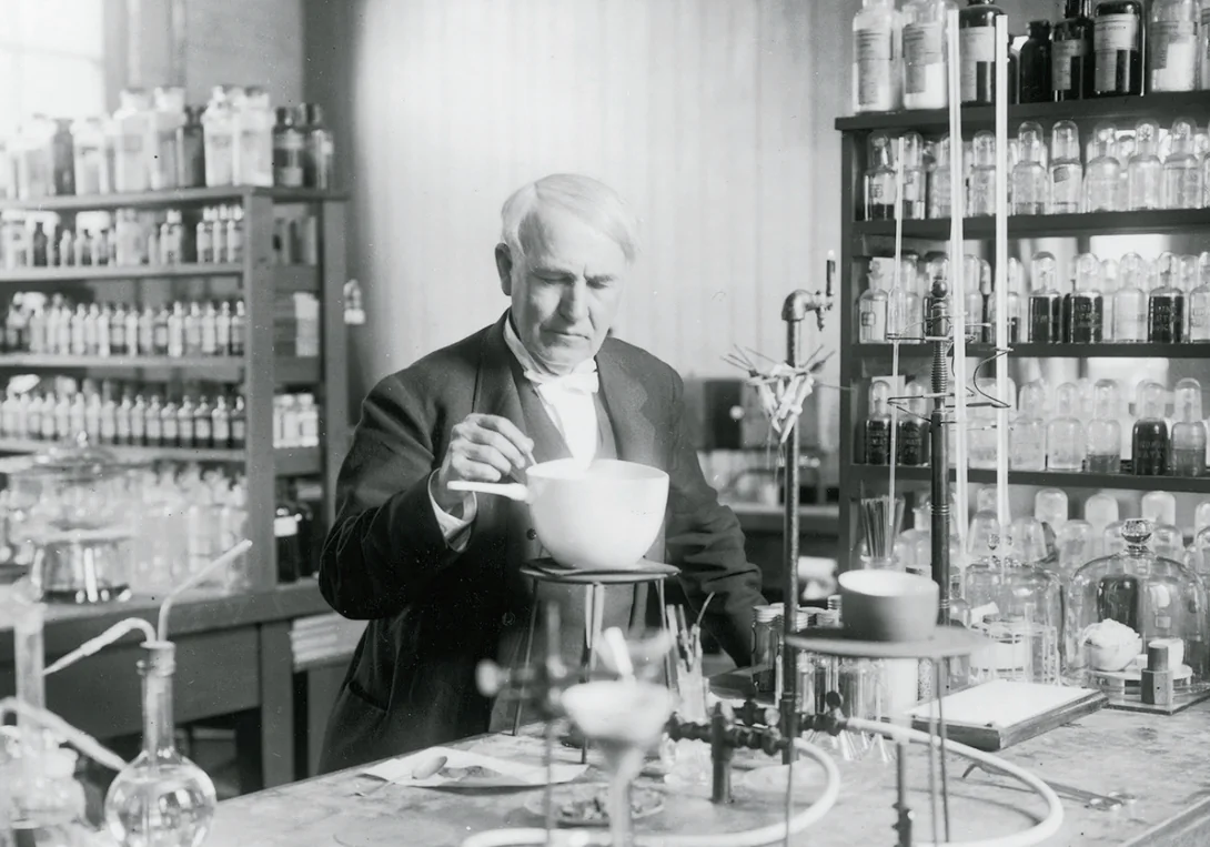 When a reporter asked Thomas Edison how it felt to fail 1,000 times before inventing the light bulb, Edison replied, "I didn't fail 1,000 times. The light bulb was an invention with 1,000 steps." (FPG/ARCHIVE PHOTOS/GETTY IMAGES)