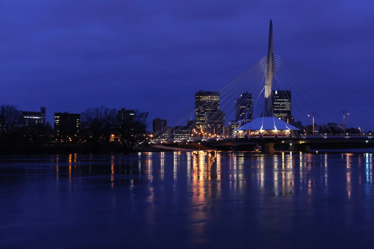 The Winnipeg skyline. (Pierrette Guertin/Shutterstock)