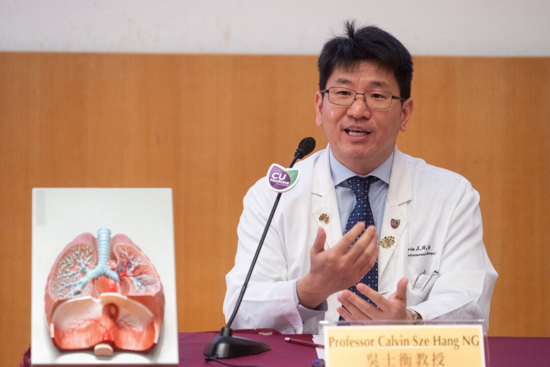 Professor Ng says his research team plans to launch robotic-assisted bronchoscopic microwave ablation trials for primary lung cancer patients at the end of 2023. (Courtesy of the CUHK news release center)