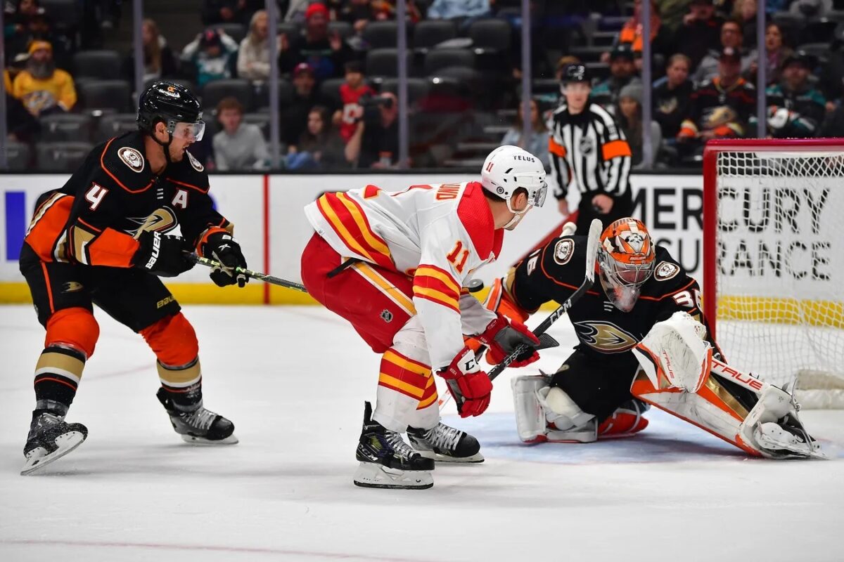 NextImg:Flames light up Ducks