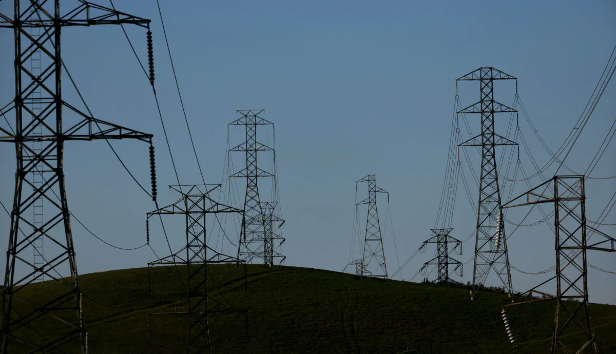 Electrical power lines in Vallejo, Calif., on Jan. 26, 2022. (Justin Sullivan/Getty Images)