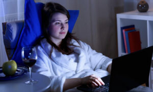 Tips to Improve Negative Health Effects of Staying Up Late
