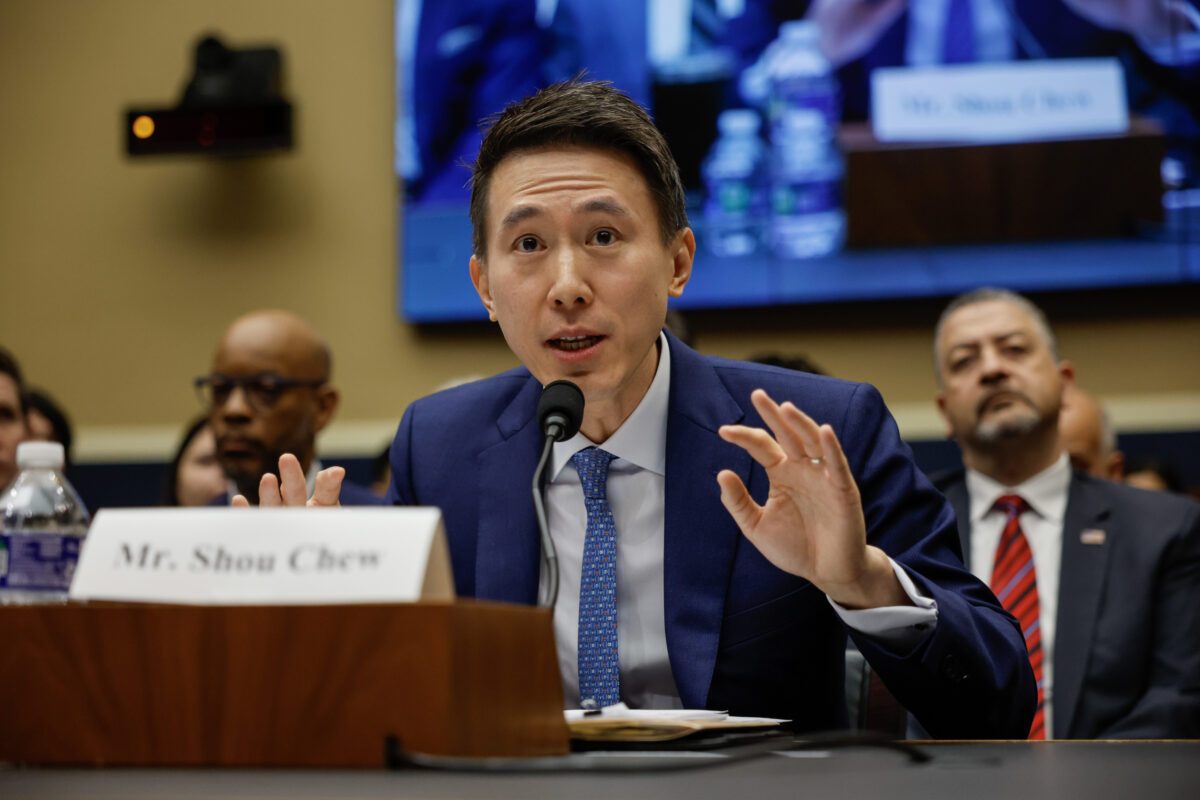 NextImg:Tiktok Is CCP’s Weapon to Indoctrinate American Youngsters With Communist Regime’s Values: Expert