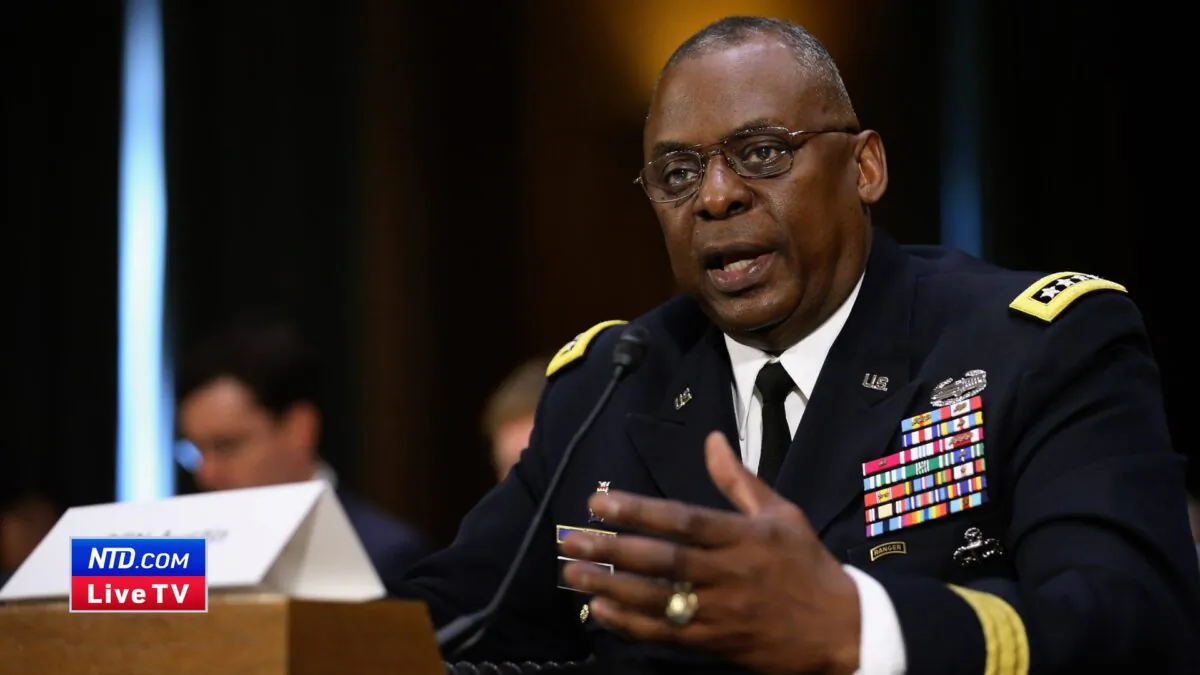 Gen. Lloyd Austin III, commander of U.S. Central Command, testifies before the Senate Armed Services Committee during a hearing in the Dirksen Senate Office Building on Capitol Hill in Washington, on Sept. 16, 2015. (Chip Somodevilla/Getty Images)
