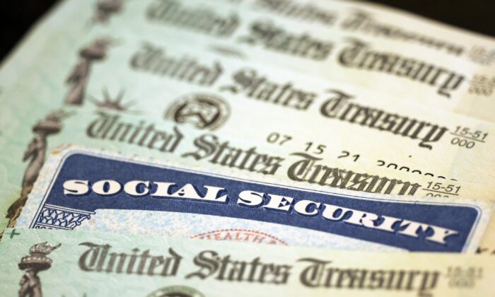 Major Warning Given on Social Security Checks