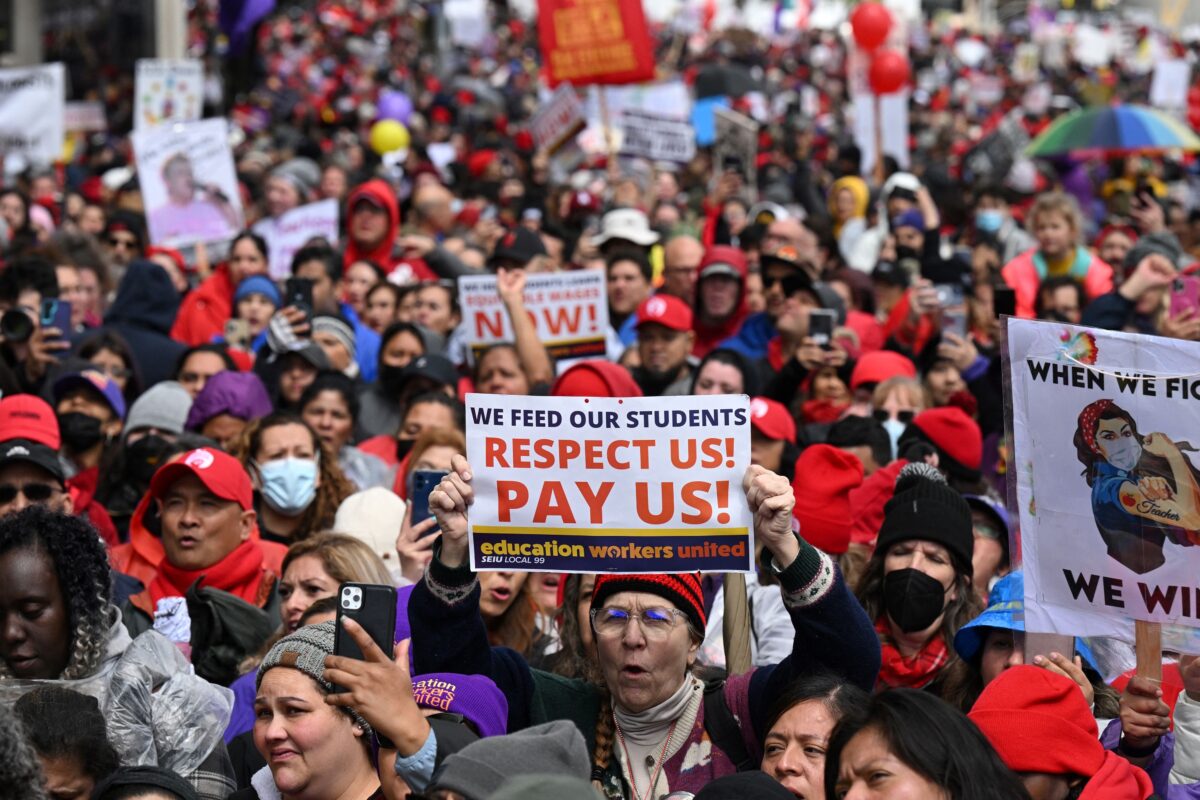 NextImg:Los Angeles Unified Teachers Ratify Contract With 21 Percent Pay Raise, Critics Question Affordability