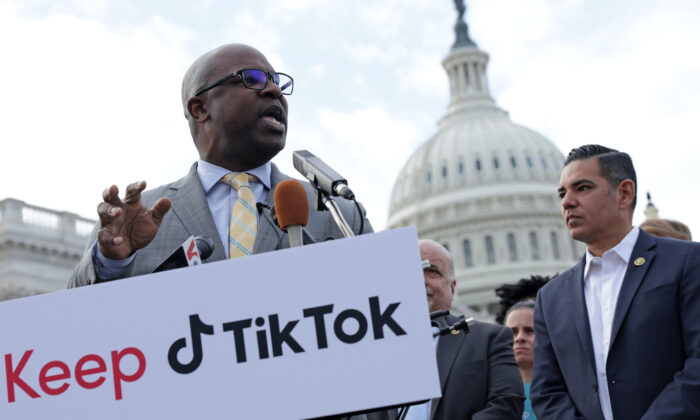 U.S. Rep. Jamaal Bowman (D-N.Y.) speaks as Rep. Robert Garcia (D-Calif.) and supporters of TikTok listen during a news conference in front of the U.S. Capitol in Washington on March 22, 2023. (Alex Wong/Getty Images)