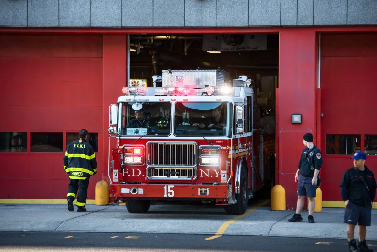 A FDNY ladder truck in New York in a file photo. (Nick Starichenko/Shutterstock)