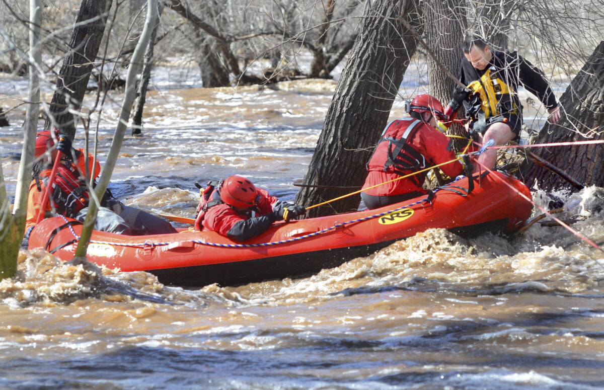 NextImg:3 People Die in Arizona After Being Caught in Floodwaters