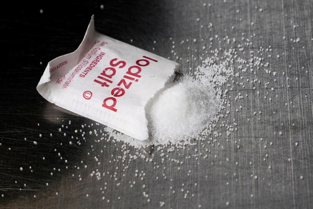 A packet of table salt in an illustration following the Food and Drug Administration's new guidelines for sodium intake in the Manhattan borough of New York on Oct. 13, 2021. (Carlo Allegri/Illustration/Reuters)