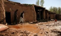 Snowfall, Heavy Rain in Afghanistan Kill at Least 3
