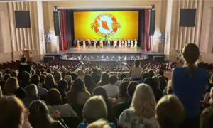 Logos Theatre’s Artistic Director Says Shen Yun Is What American Culture Needs Right Now