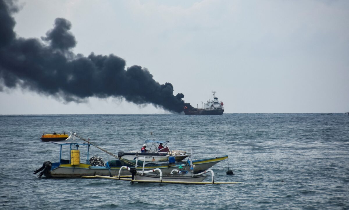 NextImg:Indonesia's Pertamina Says 2 Crew Killed After Fire on Tanker