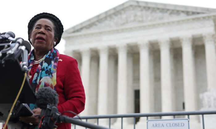 Texas Congresswoman Sheila Jackson Lee Enters Houston Mayoral Race ...