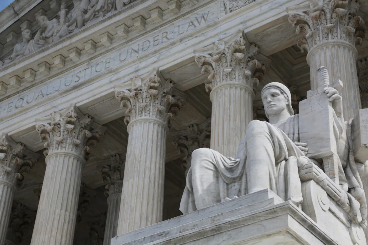 The U.S. Supreme Court in Washington on March 23, 2023. (Richard Moore/The Epoch Times)