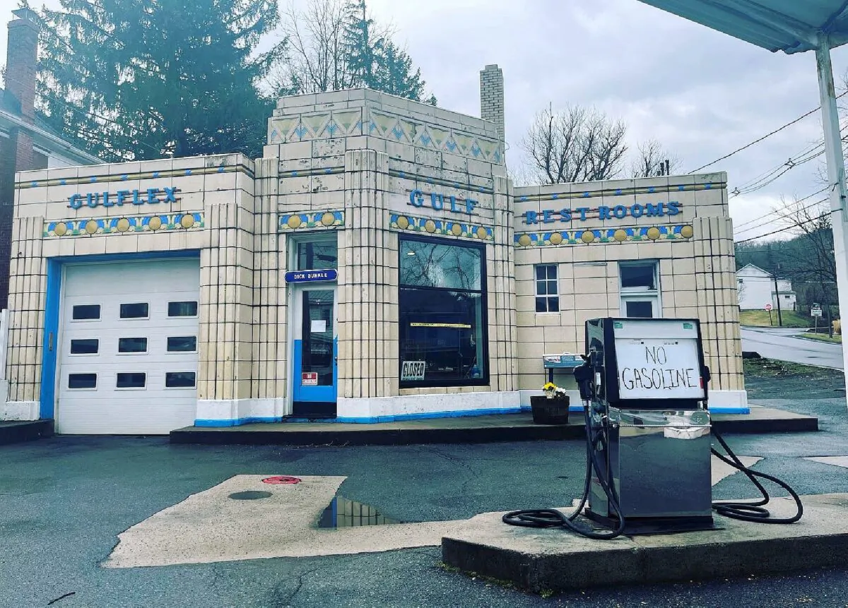 A closed Gulf service station on Lincoln Highway, in Bedford, Pennsylvania, in a file photo. (Salena Zito)