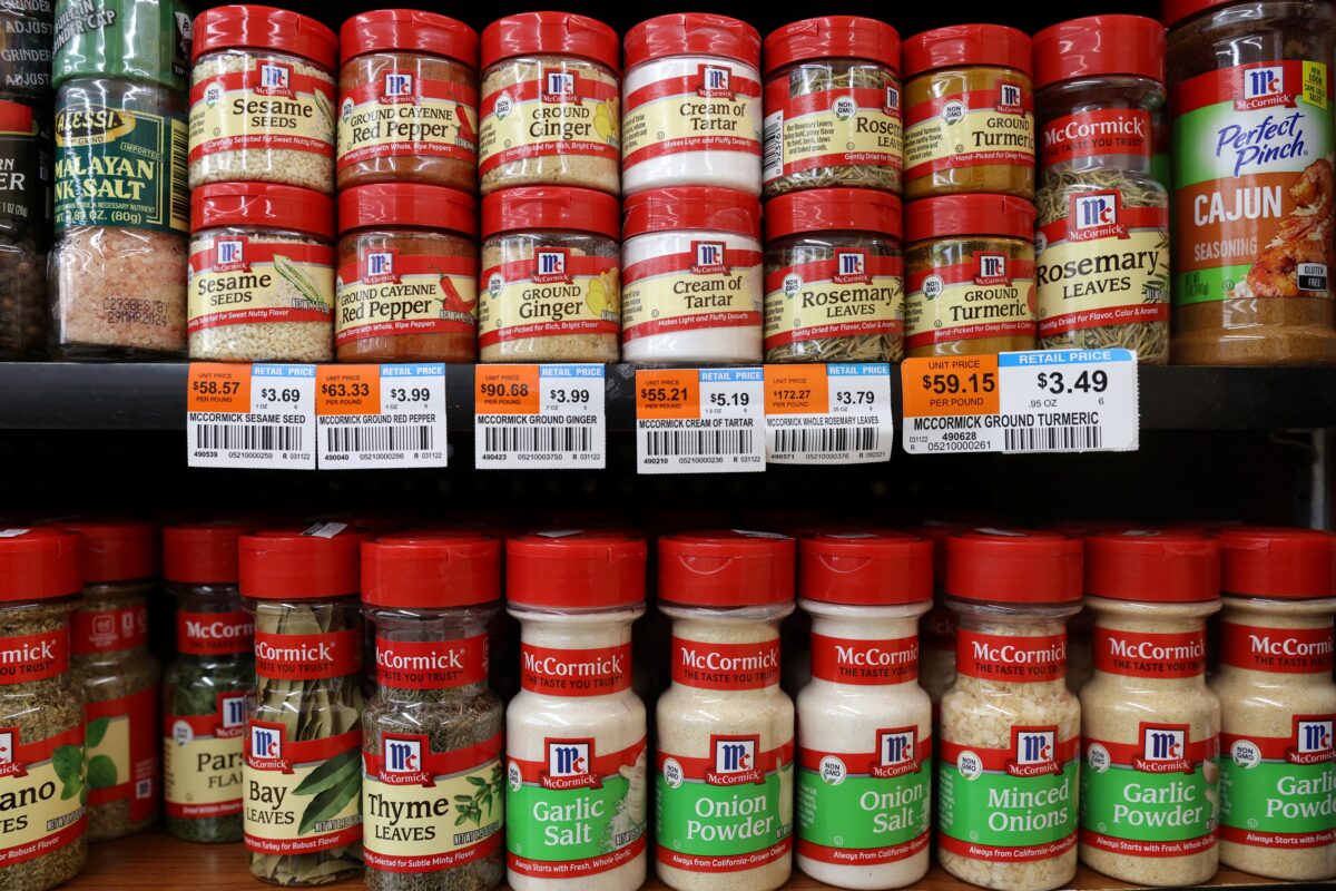 NextImg:McCormick Beats Quarterly Estimates on Higher Prices, Reiterates Outlook
