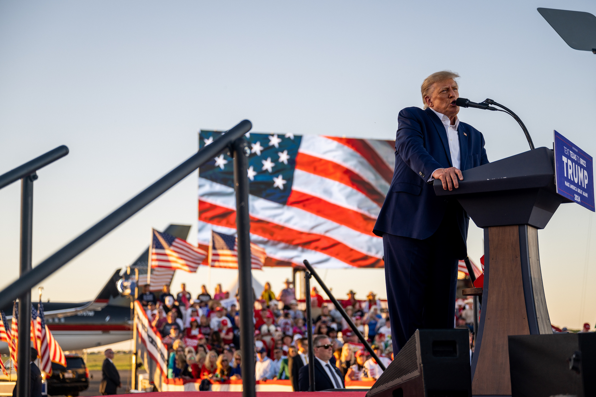 Trump More Resolute as Support Rises, Fans in Crowd of 25,000 Say - Vimarsana News