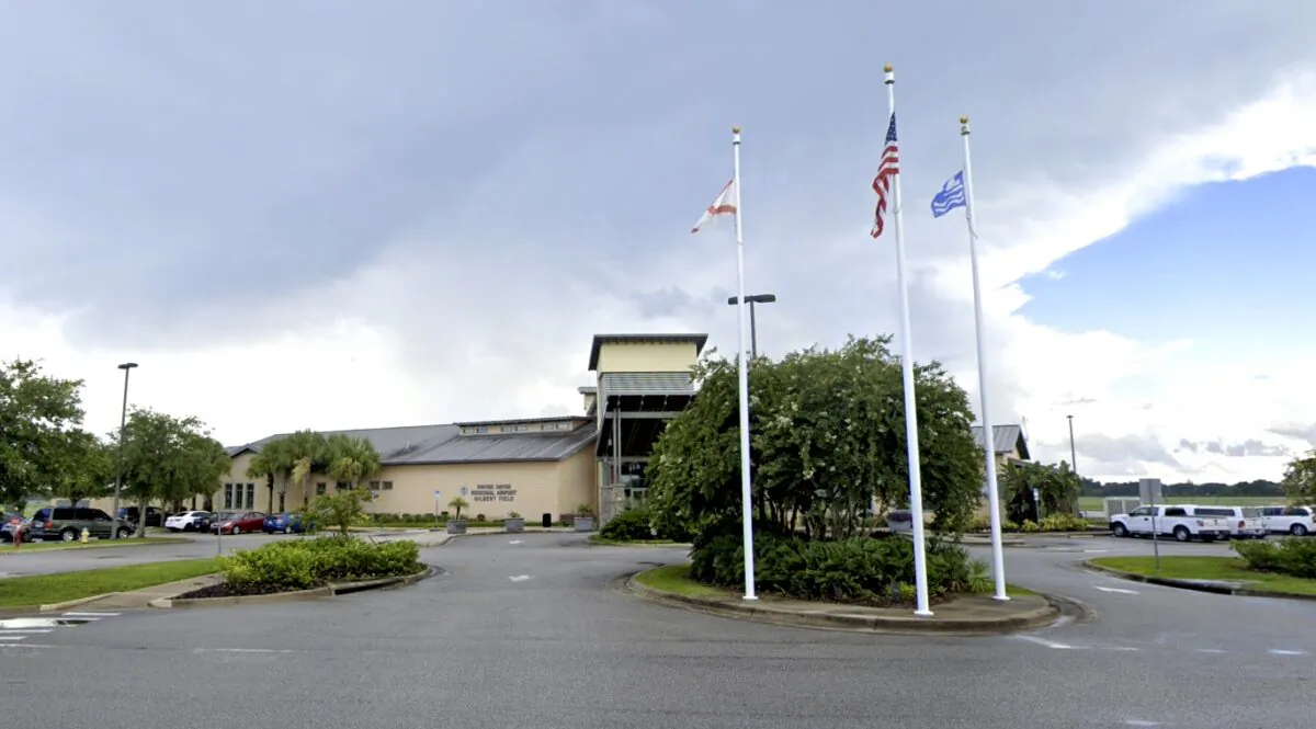 The Winter Haven Regional Airport in Winter Haven, Fla., in July 2019. (Google Maps/Screenshot via The Epoch Times)