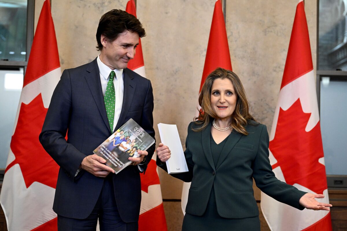 NextImg:MPs Complain Liberals' 430-Page Omnibus Bill Will Take Many Hours to Review