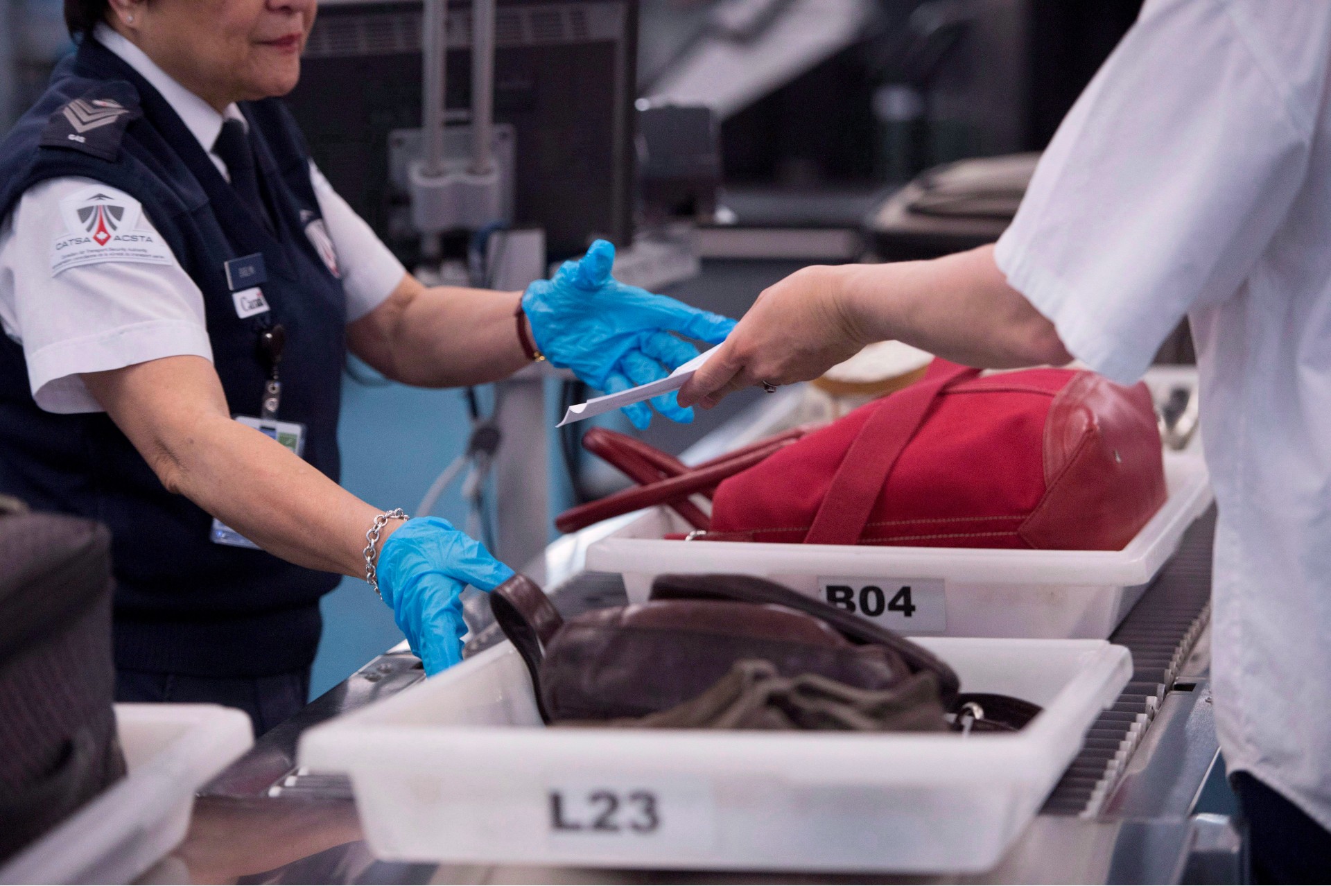 Canadian Air Passengers to Pay Government 33% More in Security Fees - Vimarsana News