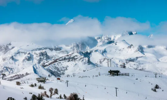 California Ski Resorts Report Record Snowpack, Plan to Extend Season