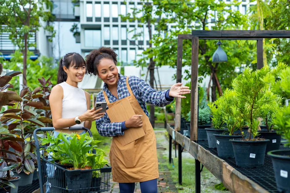 More knowledge means greater success when it comes to gardening, and experts at county extension offices or mom-and-pop garden centers are more than happy to offer advice. (Akarawut/Shutterstock)