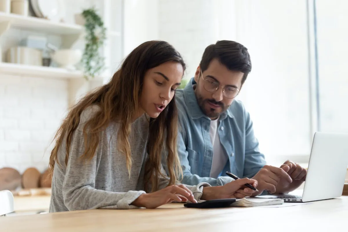 Mary Hunt talks about quickly correcting a bad trajectory and getting finances in order. (fizkes/Shutterstock)