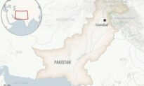 Pakistani Taliban Target Police, Kill 4 in Roadside Bombing