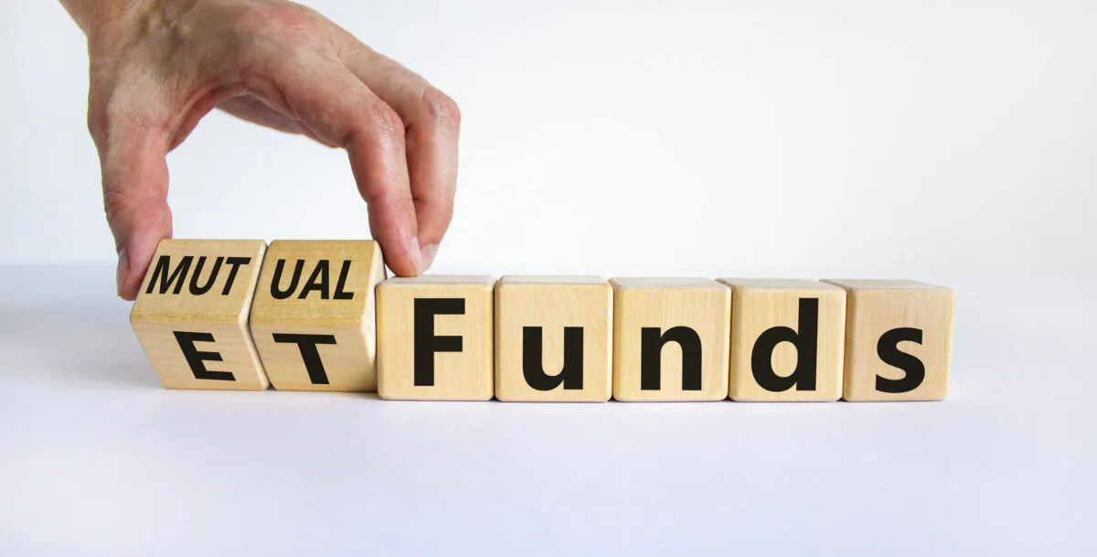 ETFs and mutual funds have much in common, but there are also key differences. (Dreamstime/TNS)