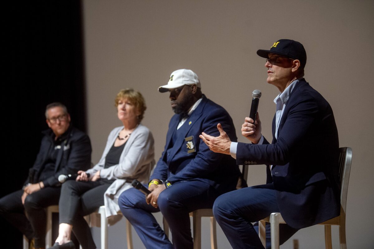 NextImg:Those Who Stayed Hope to Make Michigan a National Champion