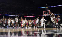 San Diego State Rallies, Defeats FAU on Buzzer-Beater, 72–71