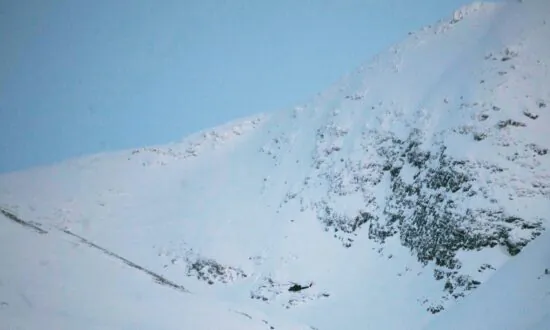 Norwegian Arctic Area to Be Evacuated Due to Deadly Avalanches